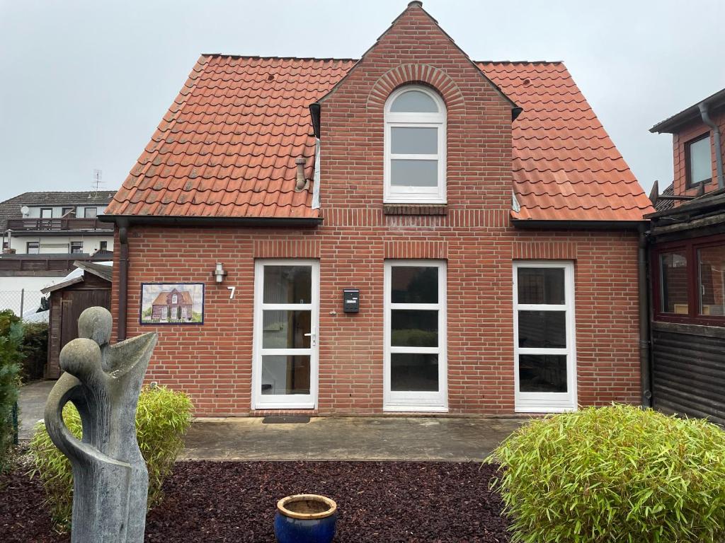Außenansicht des kleinen Ferienhauses in Lauenburg an der Elbe